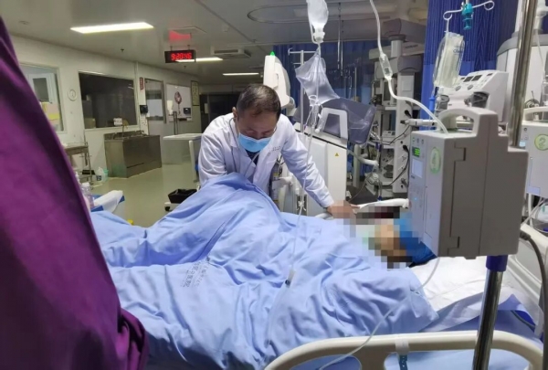 與死神競(jìng)速！ICU團(tuán)隊(duì)成功救治百草枯類農(nóng)藥中毒患者，創(chuàng)造生命奇跡